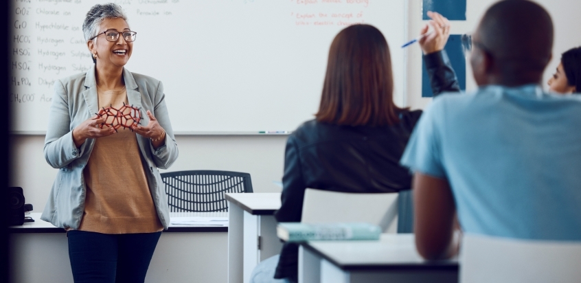 student-member-professor-of-the-year@2x